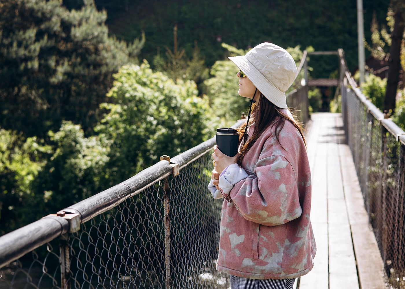 woman in antibacterial buckhat