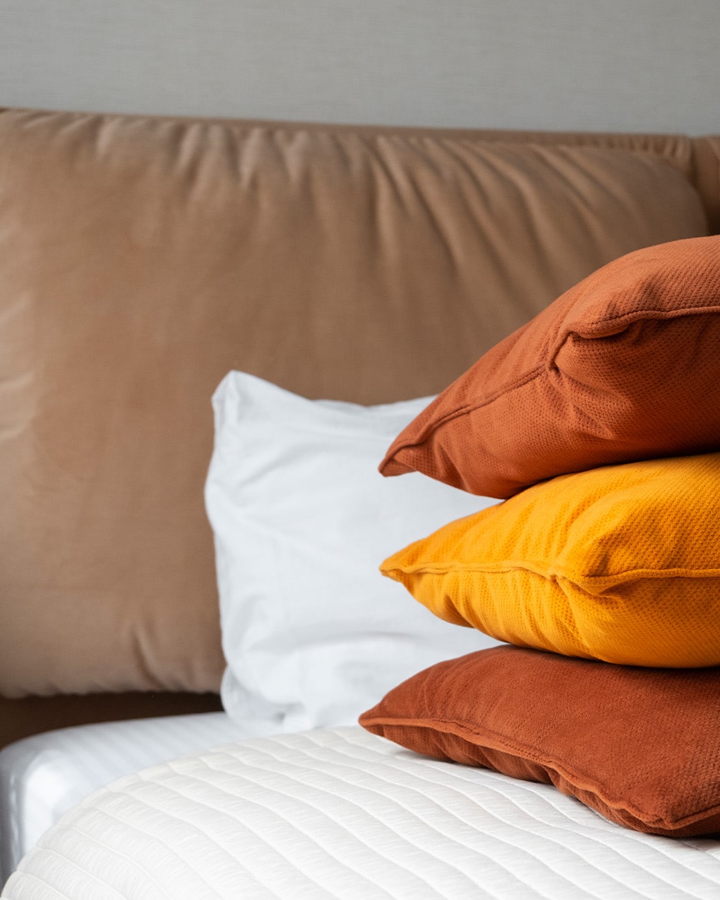 picture of pillows and antimicrobial mattress cover